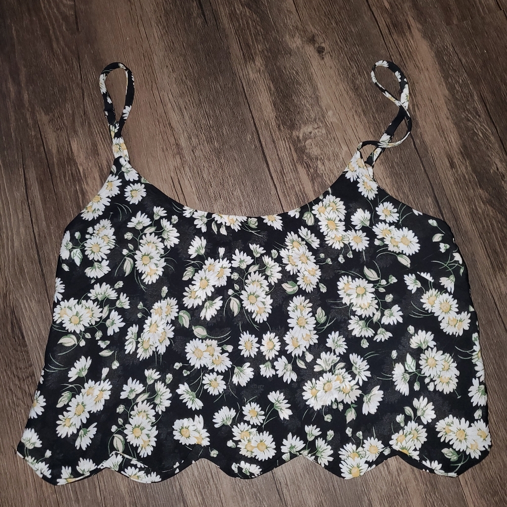 LA Hearts flower crop top